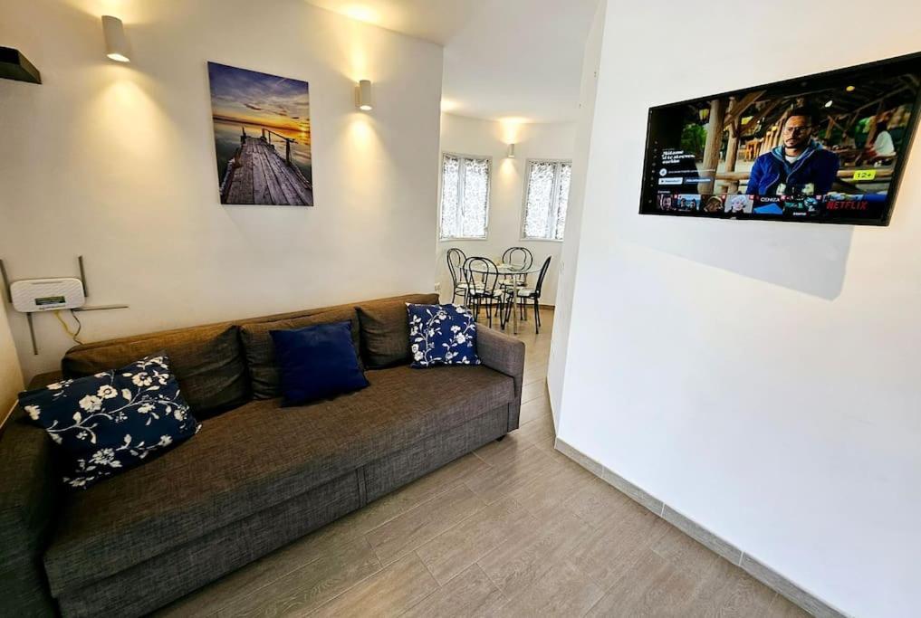 Apartamento Taisa Playa Roca كوستا تاغيسي المظهر الخارجي الصورة